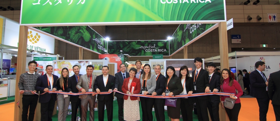 Japan's most important food fair showcases products from six Costa Rican companies