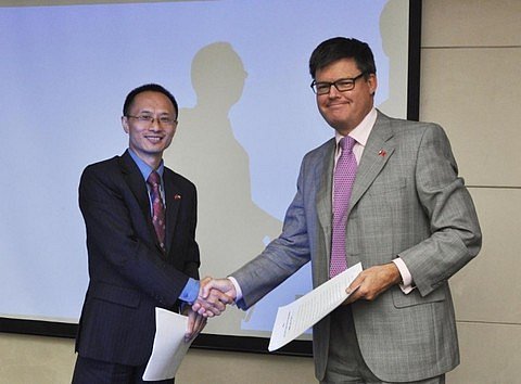 Chile y China eval&uacute;an los siete a&ntilde;os del TLC