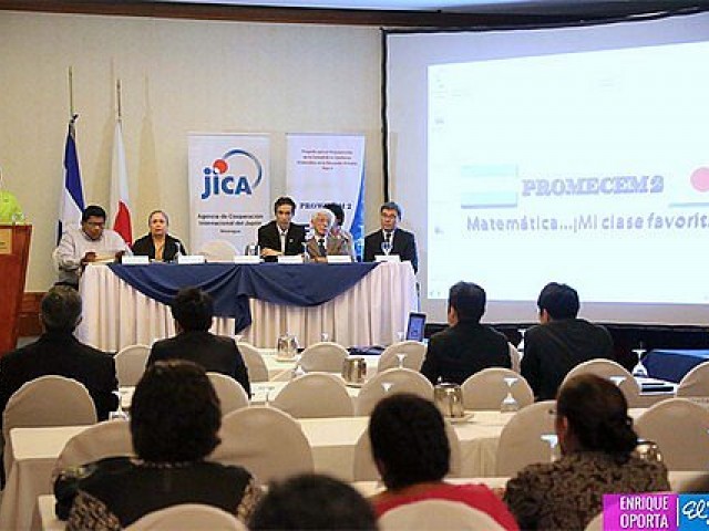 MINED y JICA realizan primer seminario de matem&aacute;ticas