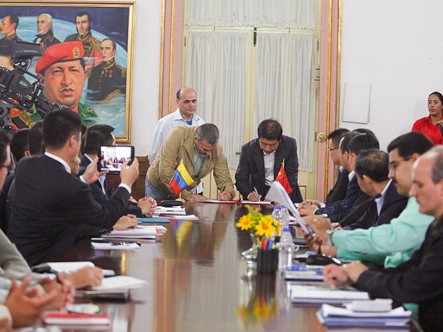 China y Venezuela suscriben 10 nuevos acuerdos en materia de construcci&oacute;n e inversi&oacute;n