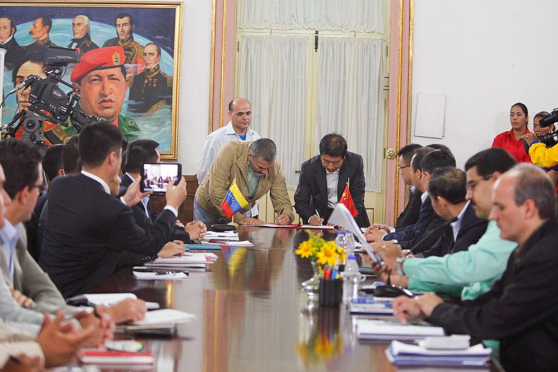 China y Venezuela suscriben 10 nuevos acuerdos en materia de construcci&oacute;n e inversi&oacute;n
