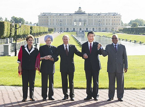 Xi Jinping Attends Informal Meeting of BRICS Leaders, Stressing That BRICS Countries Should Build Consensus and Strengthen Solidarity and Cooperation