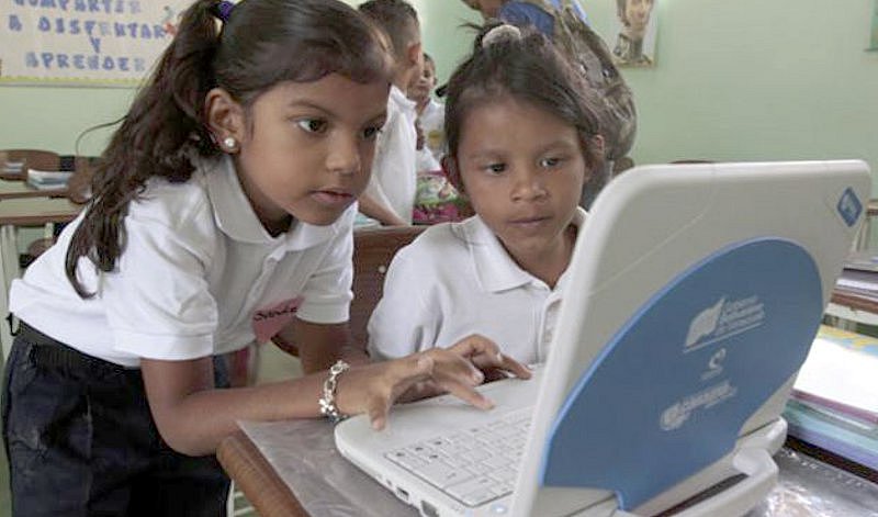 Tecnolog&iacute;a china llegar&aacute; a escuelas venezolanas