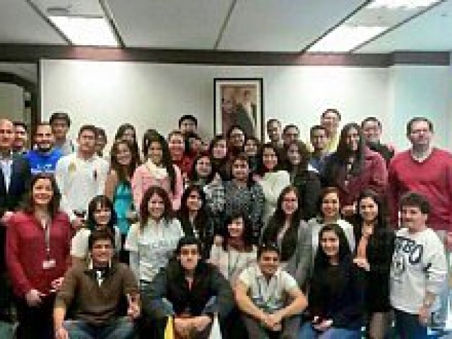 Estudiantes ecuatorianos asisten a taller sobre vida acad&eacute;mica en Corea del Sur