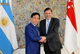 Argentina profundiza su relaci&oacute;n con Singapur