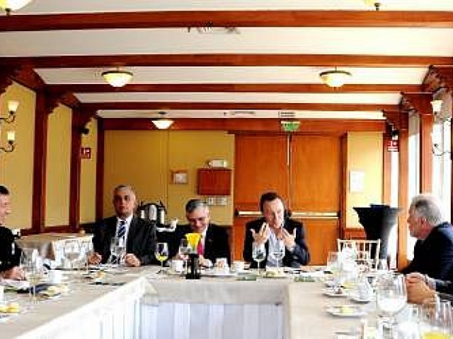 Mincomercio y Mindefensa revisan agenda conjunta con empresarios de Corea