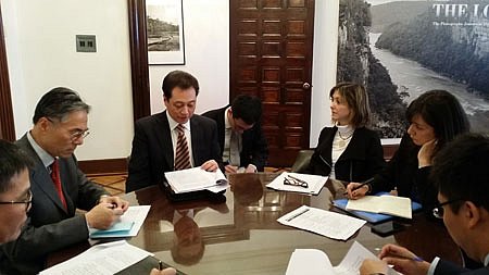 Vice Foreign Minister Wang Chao Holds Political Consultation in Colombia