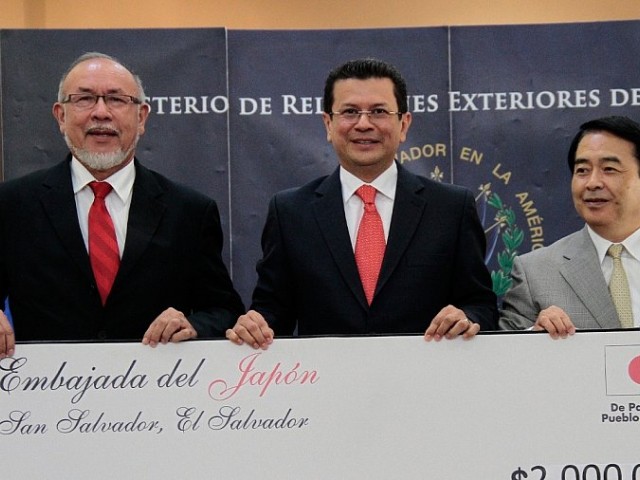 Gobierno de El Salvador recibe donativo de Jap&oacute;n para instalaci&oacute;n de Sistemas de Riego en zona oriental