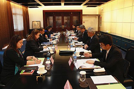 Director General de Am&eacute;rica Latina y el Caribe de la Canciller&iacute;a Zhu Qingqiao Celebra Consulta Bilateral con Ramos, Director General de Asia, &Aacute;frica y Ocean&iacute;a de la Canciller&iacute;a de Colombia