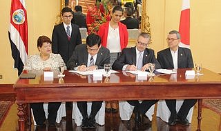 Jap&oacute;n dona $2.7 millones de d&oacute;lares para veh&iacute;culos eco-amigables