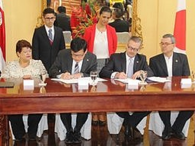 Jap&oacute;n dona $2.7 millones de d&oacute;lares para veh&iacute;culos eco-amigables