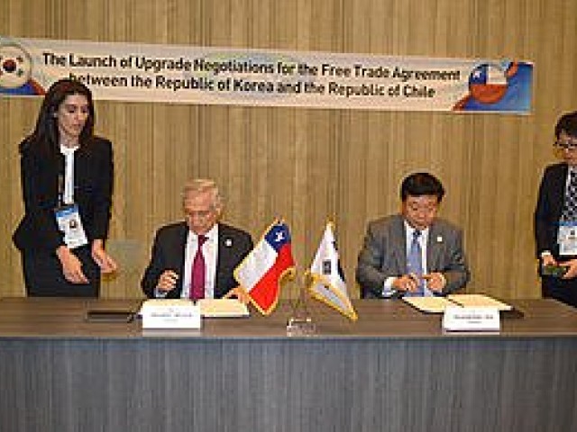 Chile inici&oacute; profundizaci&oacute;n de TLC con Corea del Sur y suscribi&oacute; acuerdo suplementario sobre inversiones con Hong Kong