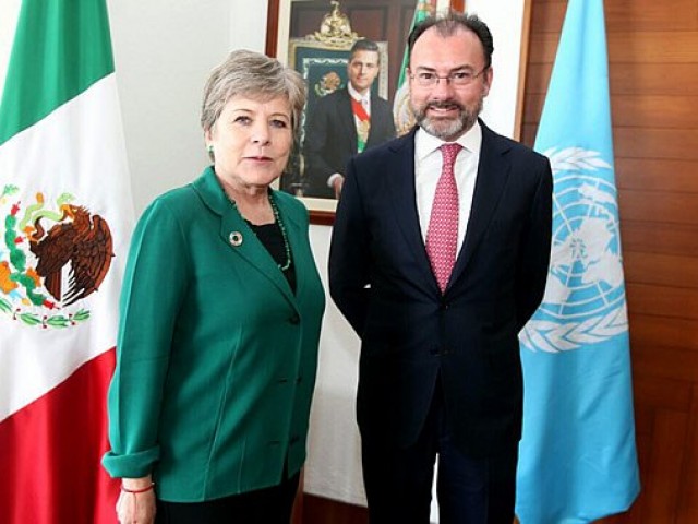 La Secretaria Ejecutiva de la CEPAL se re&uacute;ne con el Canciller de M&eacute;xico