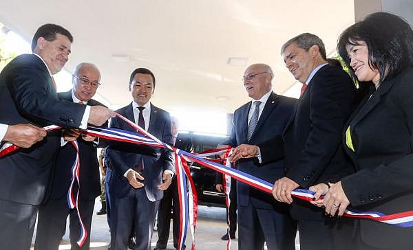 Gobierno agradeci&oacute; al embajador Toyotoshi por su aporte a la educaci&oacute;n paraguaya