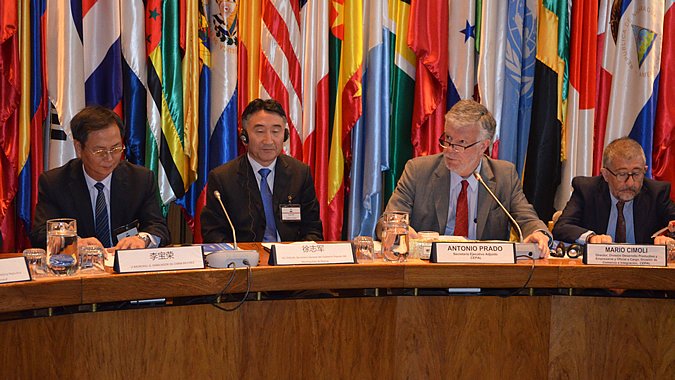 CEPAL llama a la regi&oacute;n a diversificar su comercio con China y profundizar la cooperaci&oacute;n bilateral