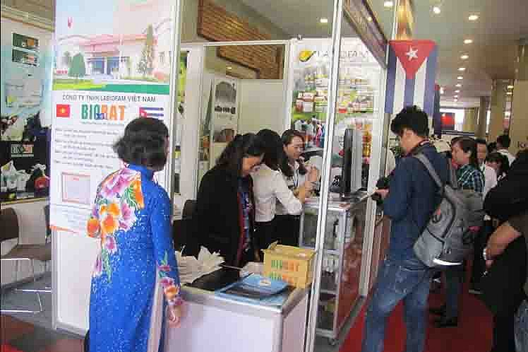 Temprana actividad de empresas cubanas en Feria Comercial de Vietnam