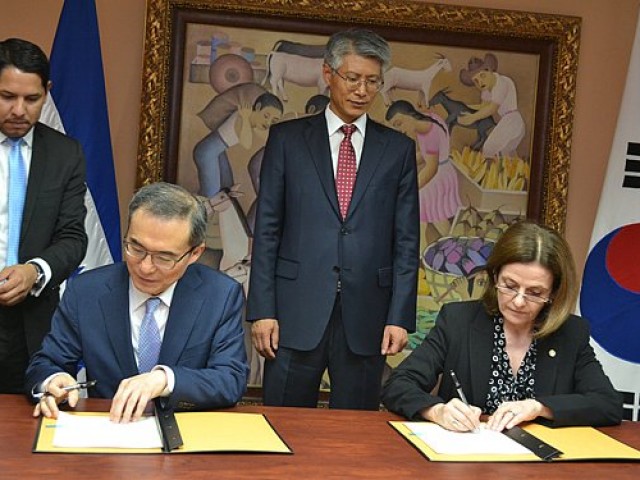 Honduras y Corea se preparan para ampliar cooperaci&oacute;n