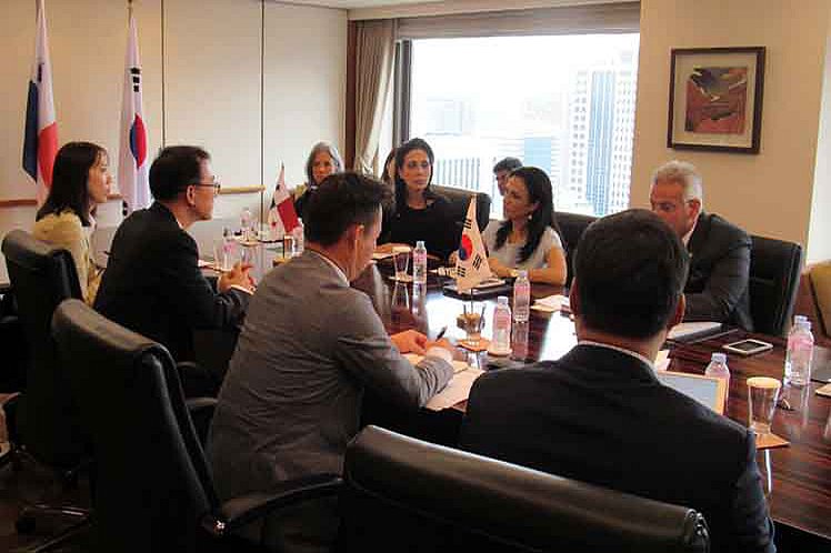 Propone Panam&aacute; comisi&oacute;n de cooperaci&oacute;n con Corea del Sur