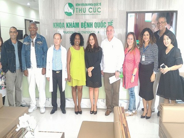 Llega a Vietnam avanzadilla de m&eacute;dicos cubanos