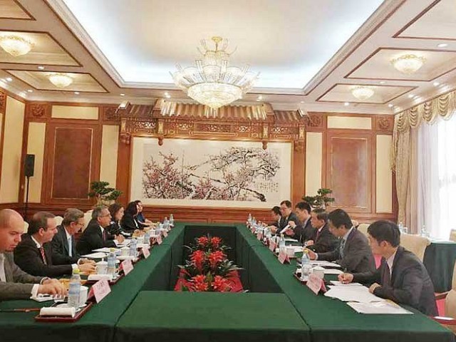 China y Cuba consolidan nexos entre sus canciller&iacute;as