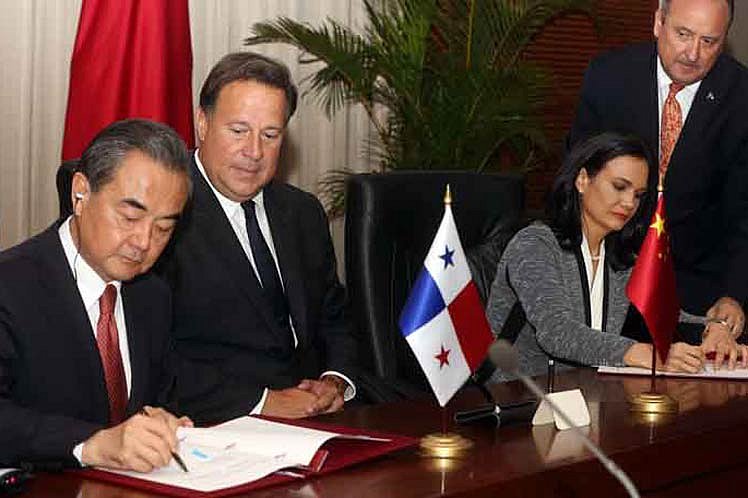 China construir&aacute; un ferrocarril nacional en Panam&aacute;