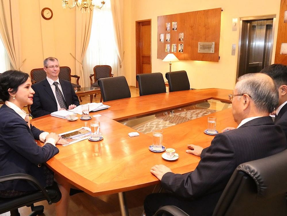 Jap&oacute;n busca acuerdo bilateral para promover inversiones en Paraguay