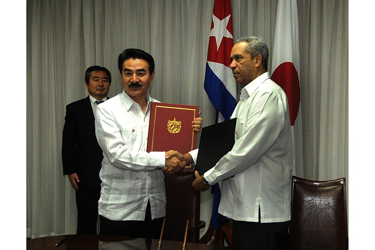 Cuba y Jap&oacute;n estrechan relaciones en emblem&aacute;tico aniversario