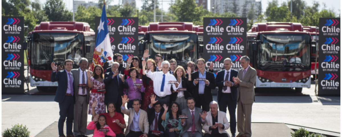 Buses el&eacute;ctricos BYD llegan a Santiago